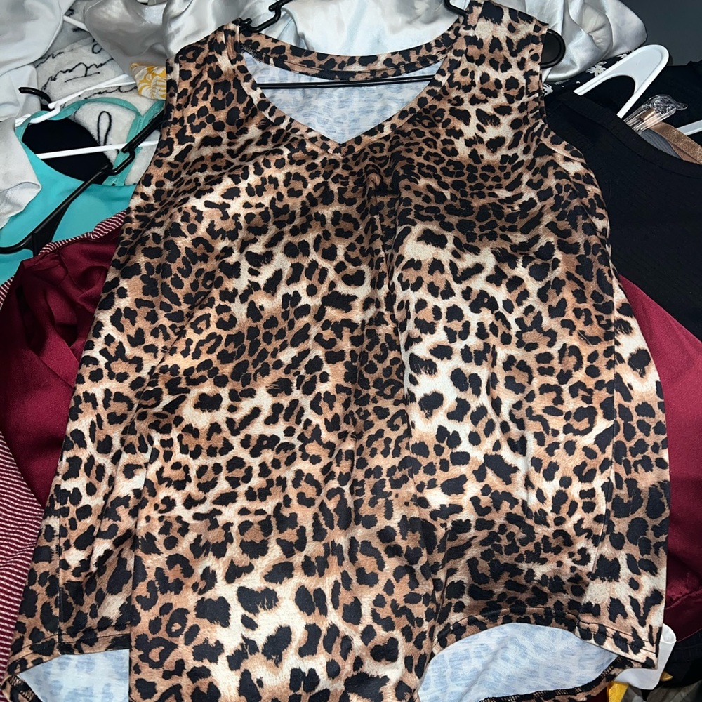 Cheetah print tank top